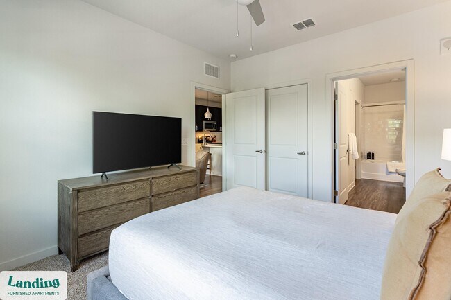 Photo - 1225 Utica Dr Unit 1-312