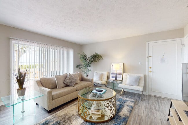 Building Photo - 1102 Carlton Arms Blvd Unit SI ID1591399P