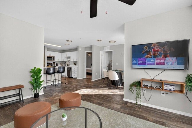 Building Photo - 15164 N 140th Dr Unit SI ID1371492P