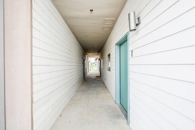 Photo - 1511 Don Camilo Blvd Unit 3