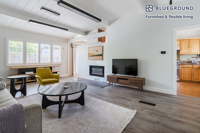 Photo - 1772 Eisenhower St Unit FL0-ID1686