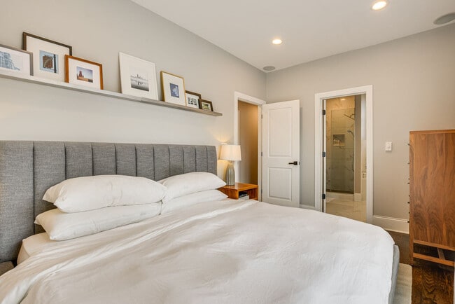 Photo - 5441 N Ashland Ave Unit SI FL3-ID1620672P