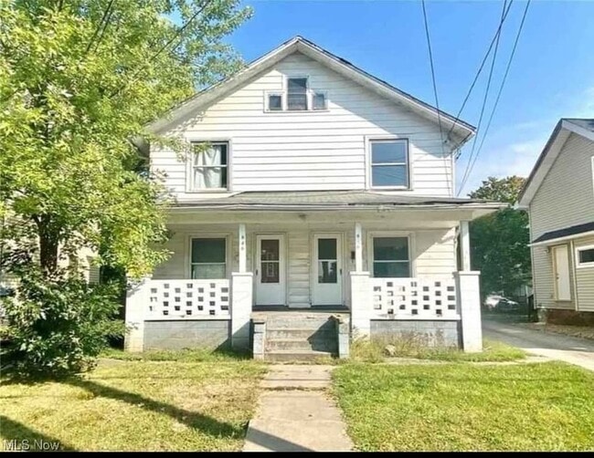 Building Photo - 846 Hunter St NW