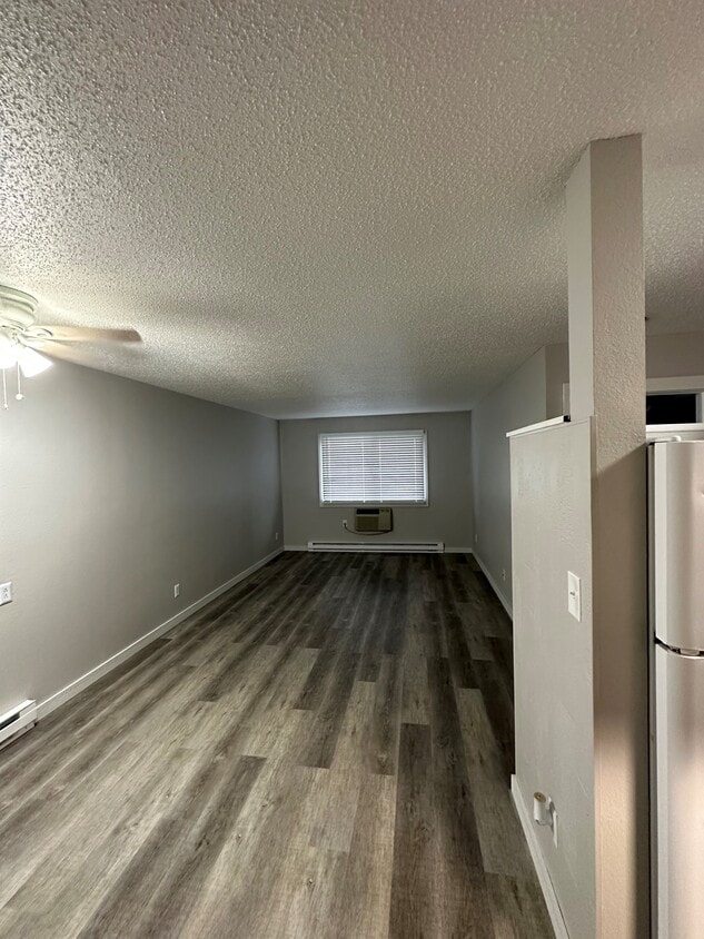 Floor Plan - One Bed, One Bath Hallway