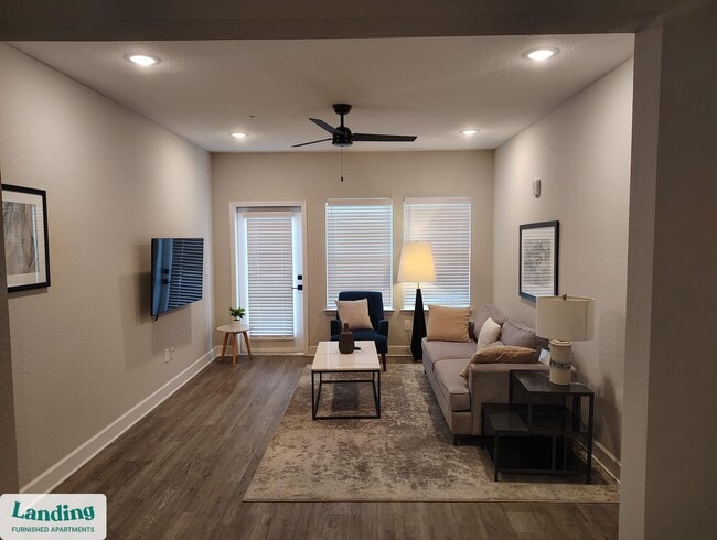 Building Photo - 120 NW 148th Terrace Unit 1011.1408249