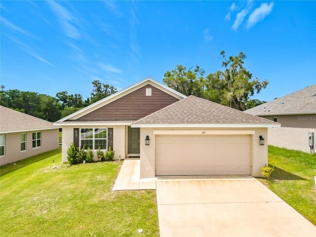 Photo - 187 NW 45th Loop
