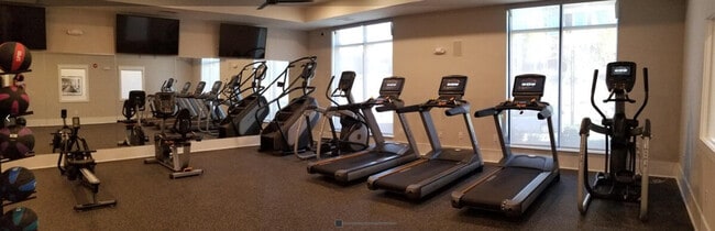 Photo - 1579 Millspring Dr Unit SI ID1344144P