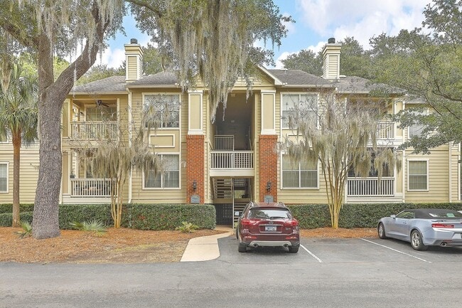 Photo - 1600 Long Grove Dr