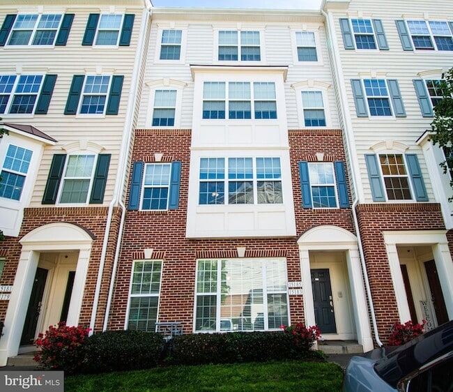Building Photo - 15183 Sage Run Rd