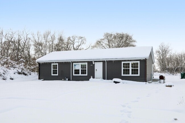 Photo - 4704 47th Ave