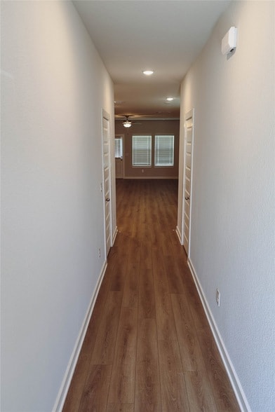 Photo - 8598 Blueberry Ash St