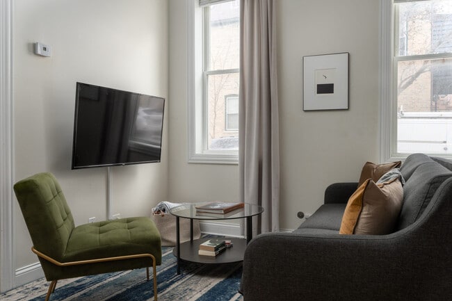 Photo - 846 N Hermitage Ave Unit ID1379013P