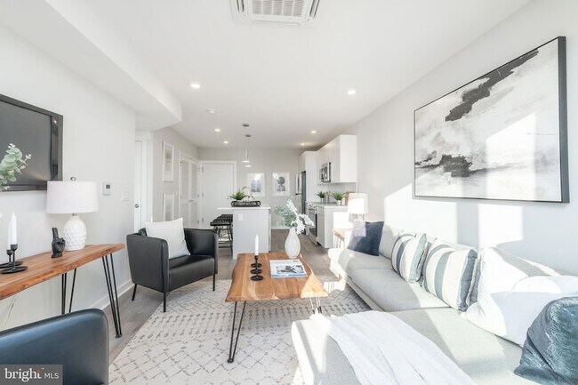 Photo - 3449 Scotts Ln Unit B308