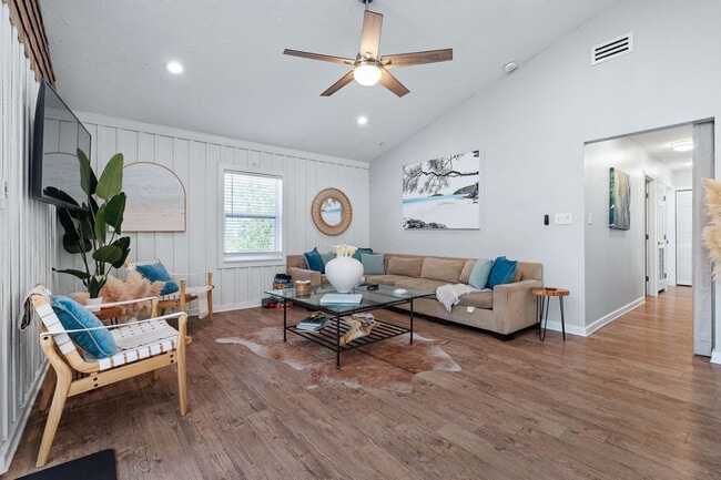 Photo - 120 Sherwood Ave Unit SI ID1281951P