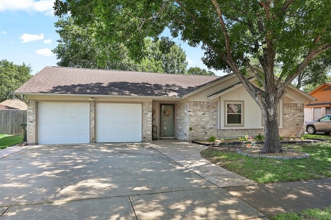 Building Photo - 1819 Meadow Creek Dr