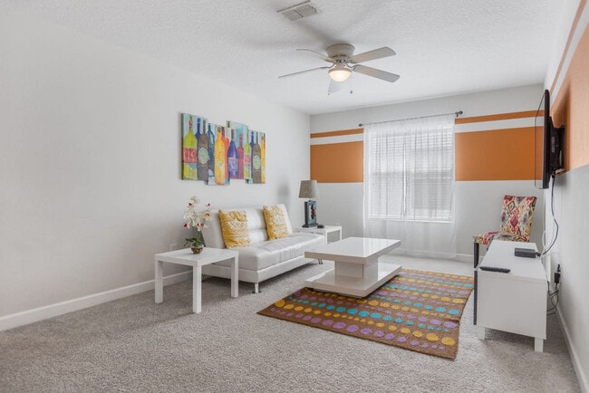 Photo - 4743 Kings Castle Cir Unit ID1263247P