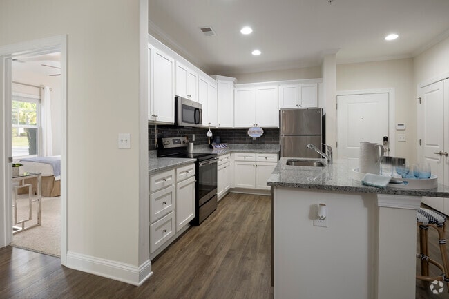 The Savannah - 2BR, 2BA - 1,152SF - Kitchen - Retreat at Sumter