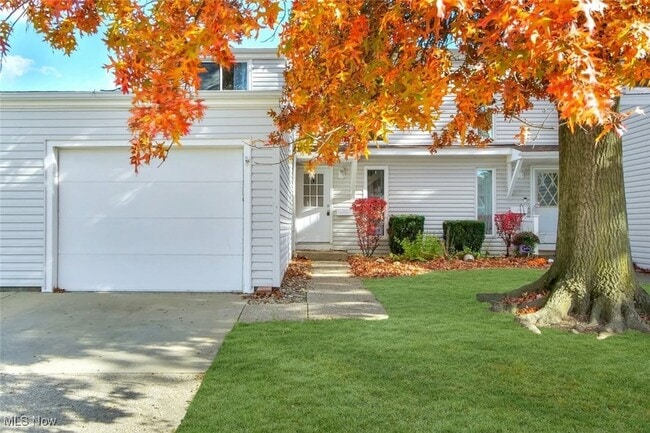 Building Photo - 267 Deepwood Dr