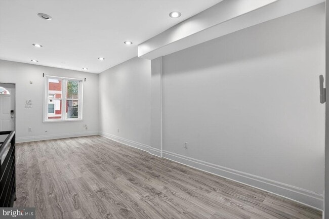 Photo - 1302 N Dover St