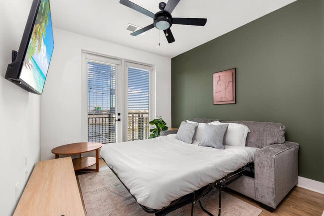 Photo - 1116 Gramercy Ln Unit ID1313972P