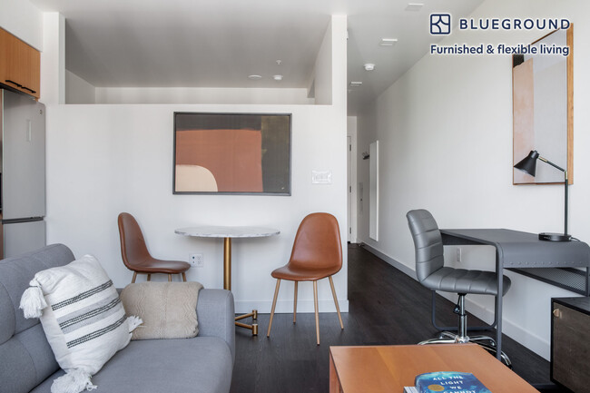 Photo - 118 Broadway E Unit SI FL5-ID598