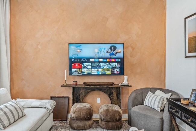 Photo - 1601 St Albans Blvd Unit ID1292405P