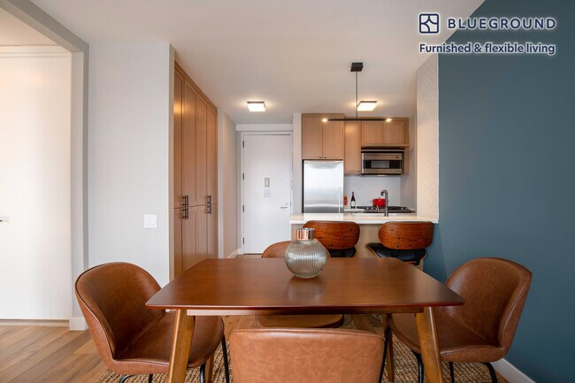 Photo - 560 W 43rd St Unit FL22-ID249