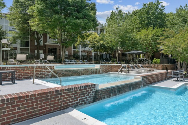 Photo - Finley At Fairfax Corner