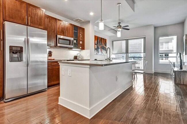 Photo - 782 Peachtree St NE Unit ID1343833P