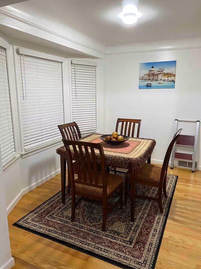 Photo - 4225 Jonathon St