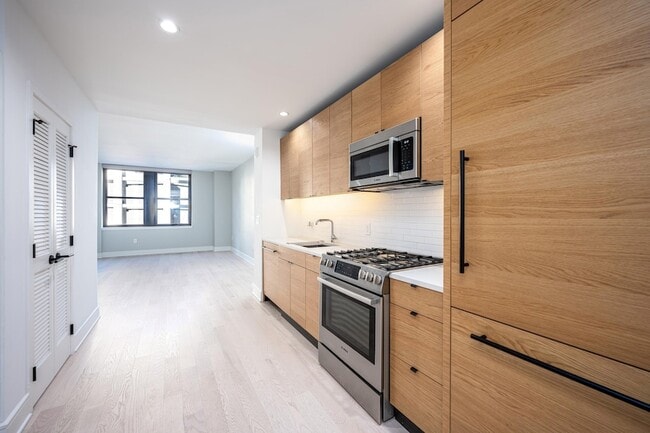 Photo - 10 Provost St