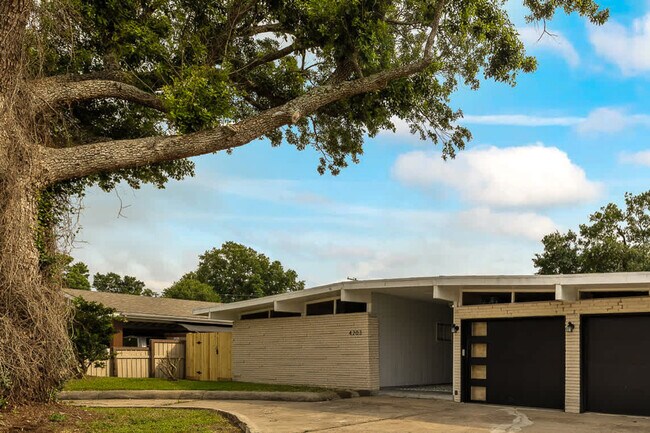 Photo - 4203 Philmont Ave Unit ID1056427P