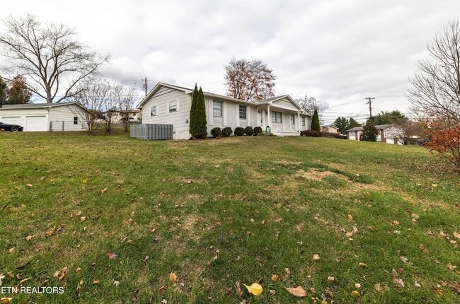 Photo - 2601 Shropshire Blvd