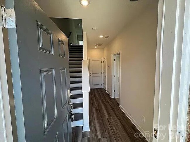 Photo - 2027 Tears Ln