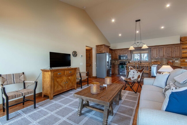 Photo - 1330 Larsen Ln Unit SI ID1466388P