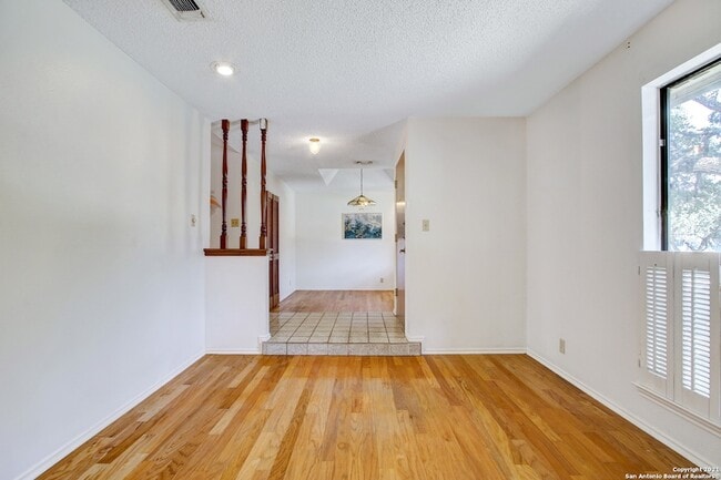 Photo - 5538 Timber Canyon St