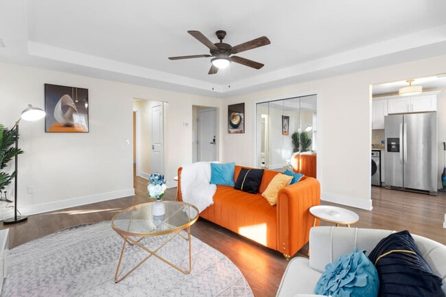 Photo - 457 E Kirby St Unit ID1228686P