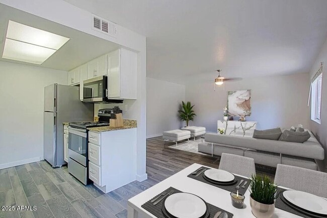 Photo - 1248 S Vineyard Unit 1