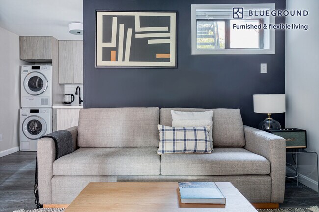 Photo - 125 Salem St Unit FL3-ID452