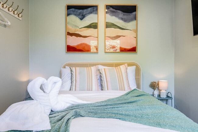 Photo - 8725 29th Ave NW Unit ID1035884P