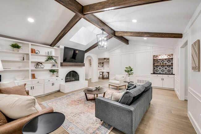 Photo - 2836 Meadowbrook Dr Unit ID1019520P