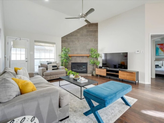 Photo - 4215 Voss Hills Pl Unit ID1019487P