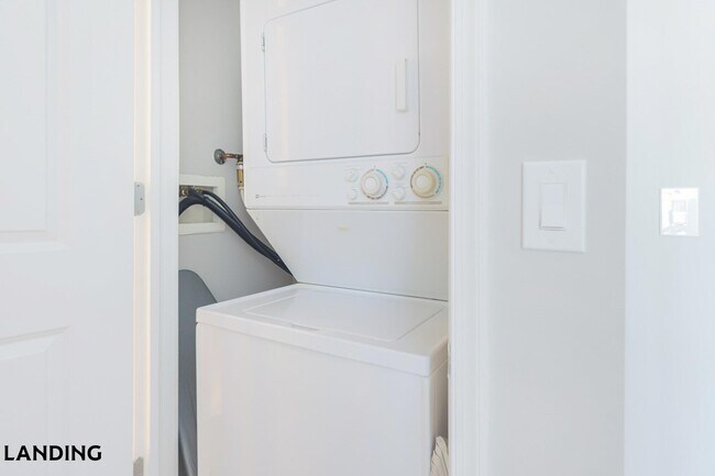 Photo - 100 River Park Dr Unit 137