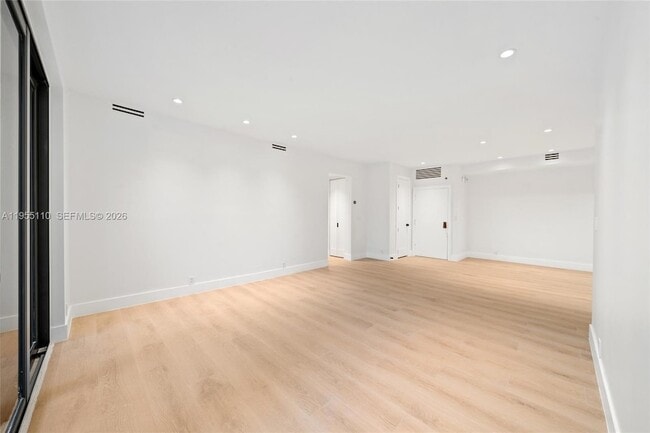 Photo - 1111 Crandon Blvd Unit B103