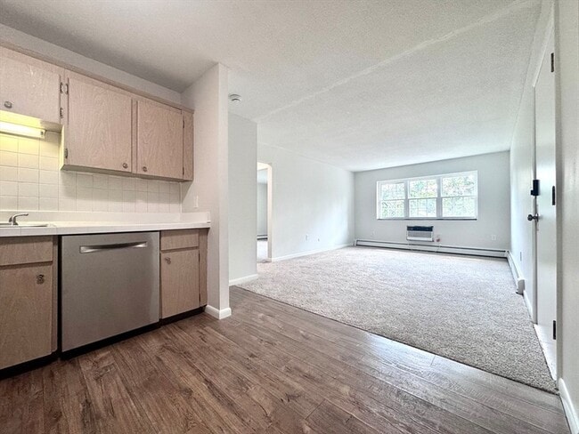 Photo - 130 North St Unit 2