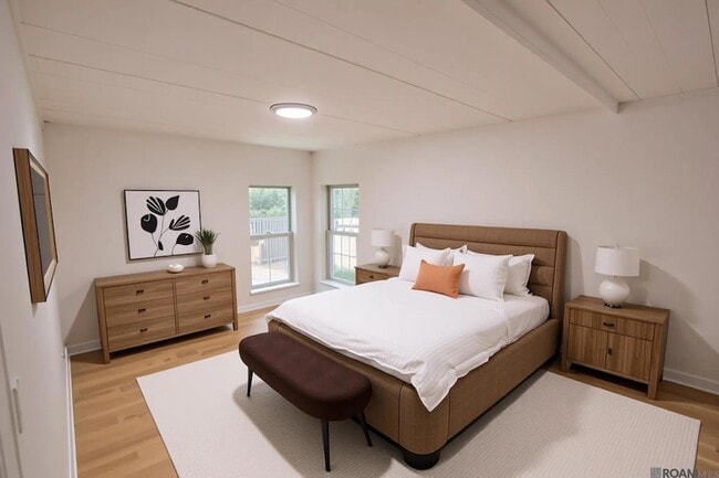 Photo - 30114 Oak St