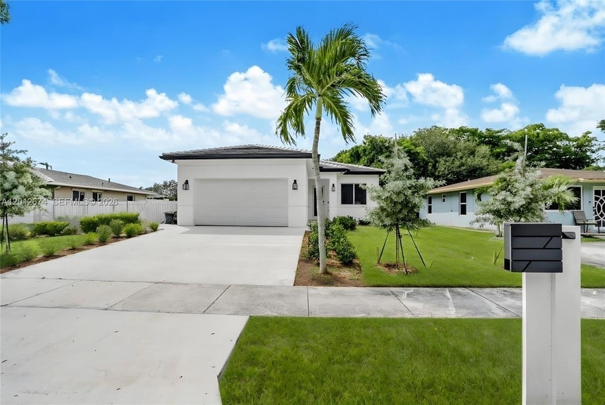 Photo - 2962 NW 10th Ct