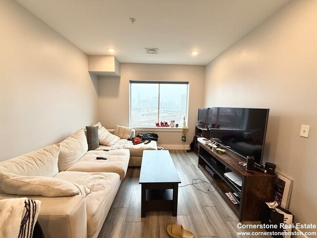 Photo - 55 W Fifth St Unit 609