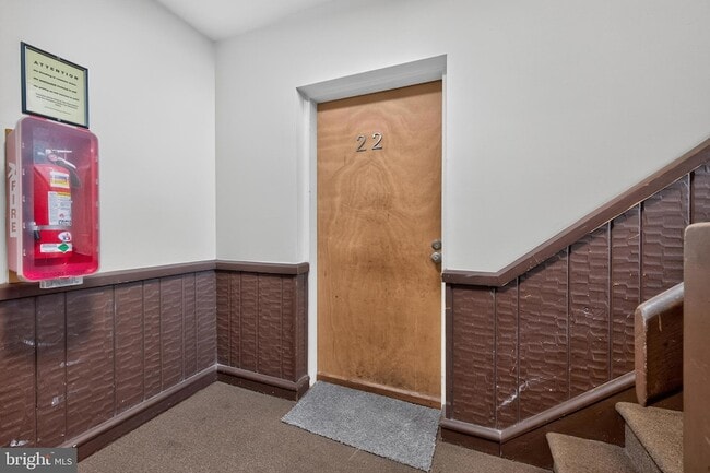 Photo - 1001 White Oak Rd