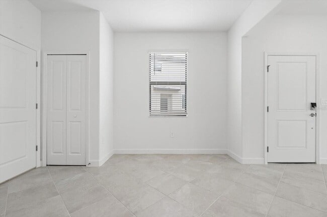 Photo - 14768 Lyla Ter